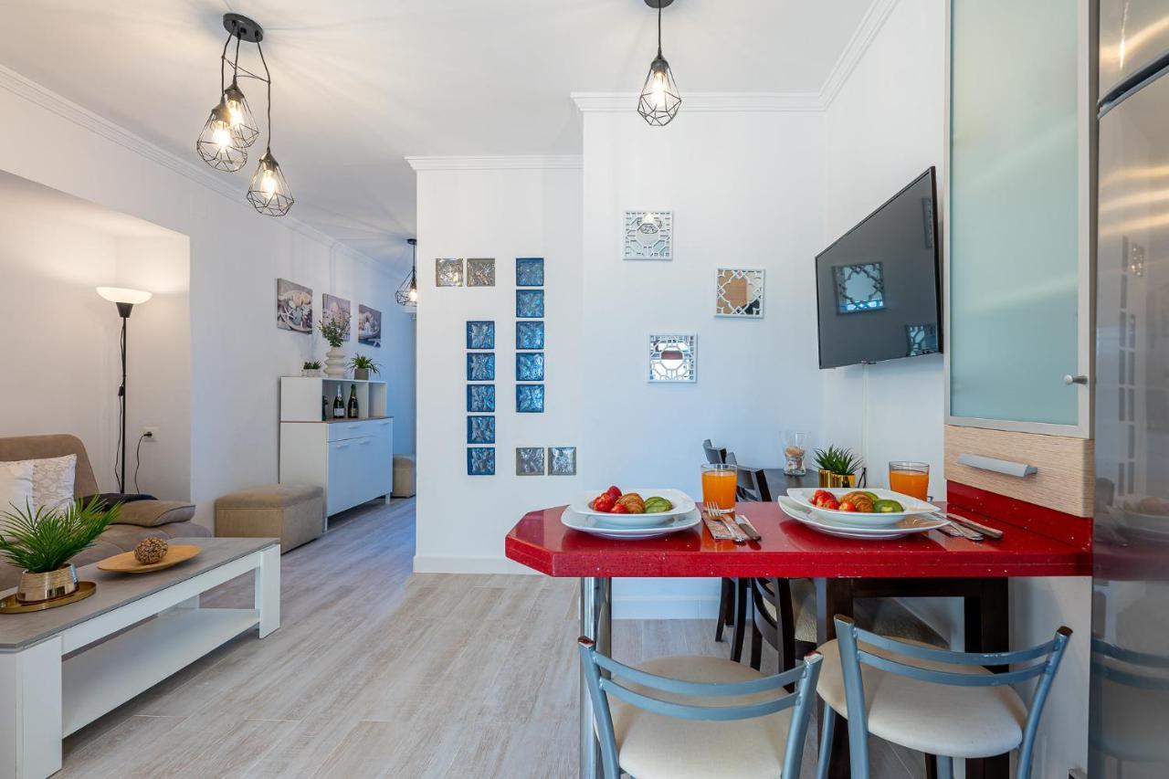 797 Rentals- En Aloha Playa Frente Al Mar Benalmadena